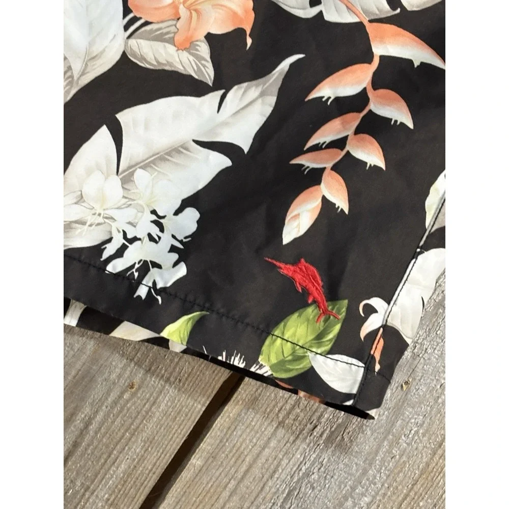 Tommy Bahama Relax Swim Trunks M Brown Tropical Floral 6.5 Board Shorts Pockets